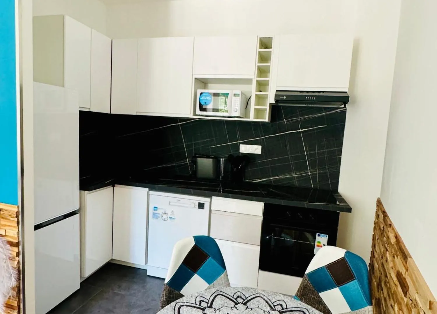 2- Cosy One Bedroom Apt 2-4P, Located Place Nationale Antibes Apartment